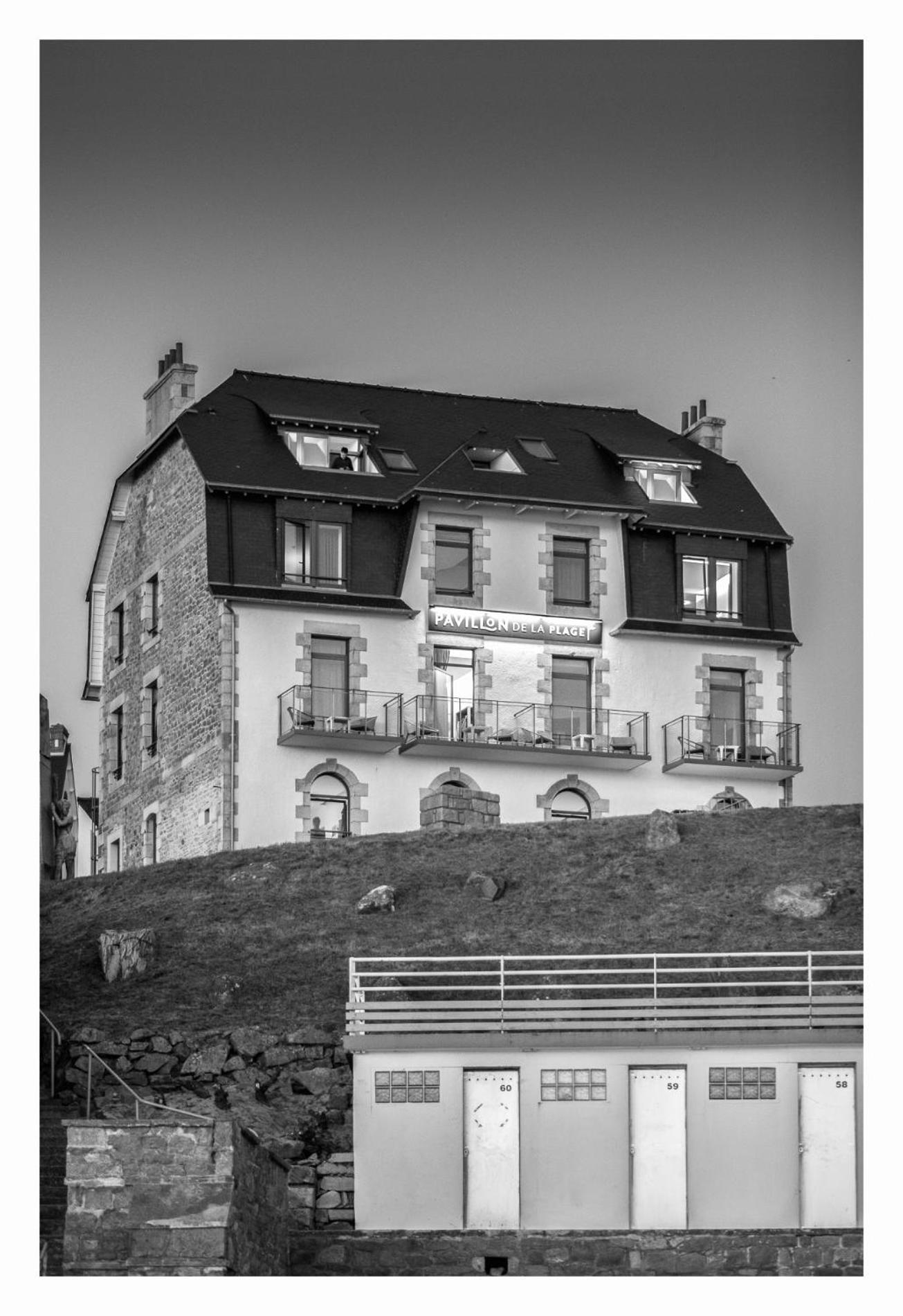 Pavillon De La Plage Trebeurden Exterior photo